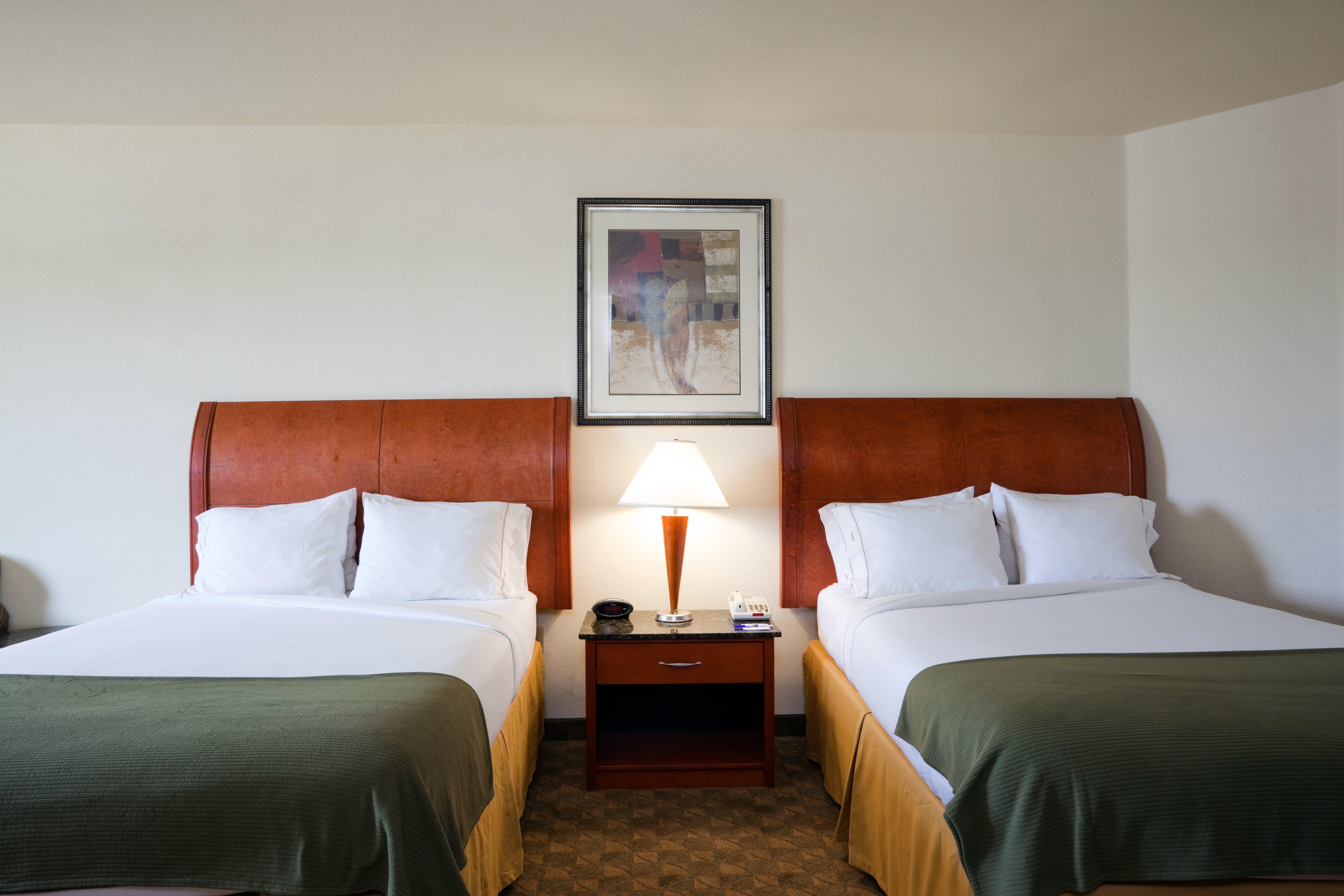 Holiday Inn Express Hotel And Suites Fairfield-North By Ihg Zewnętrze zdjęcie