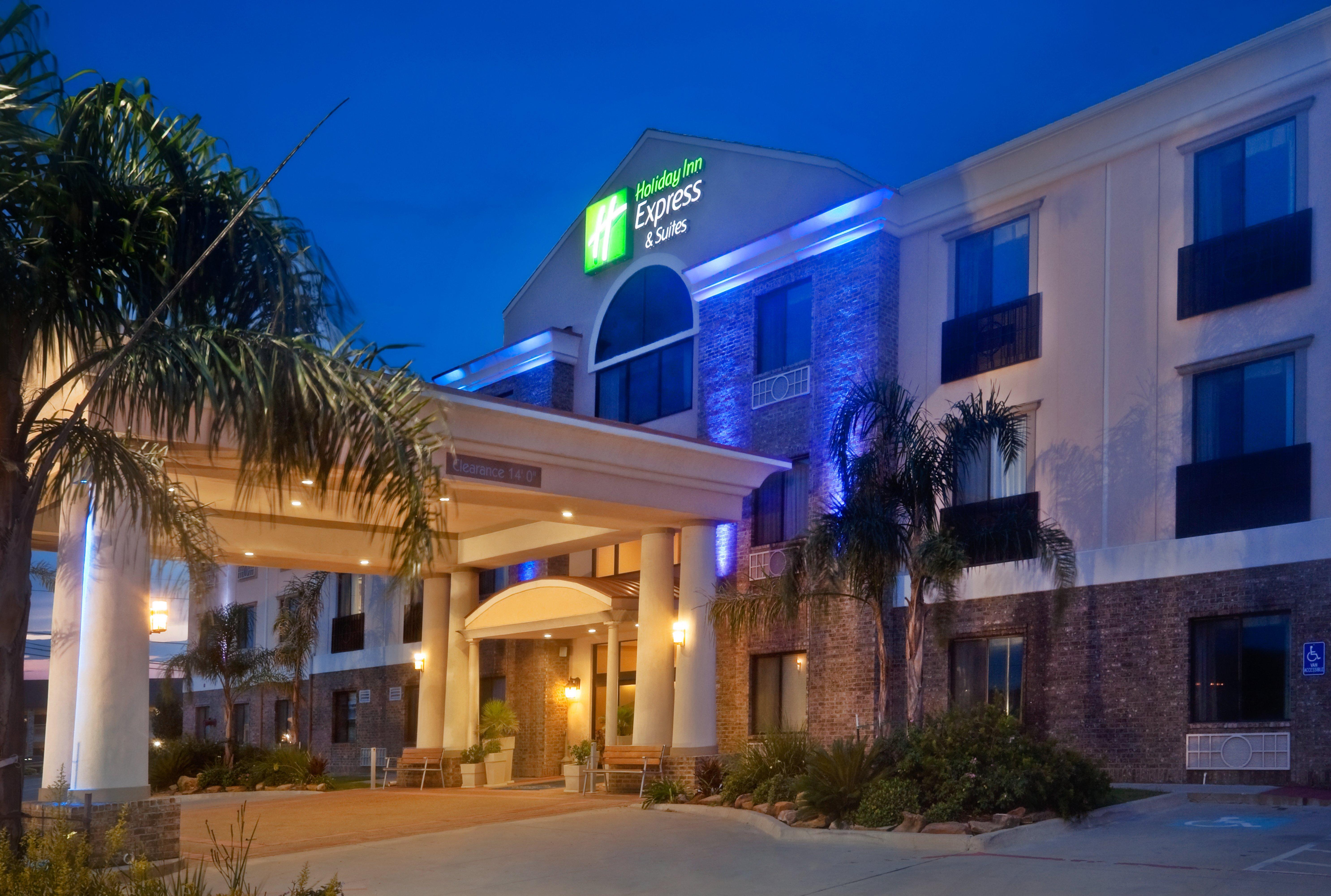 Holiday Inn Express Hotel And Suites Fairfield-North By Ihg Zewnętrze zdjęcie
