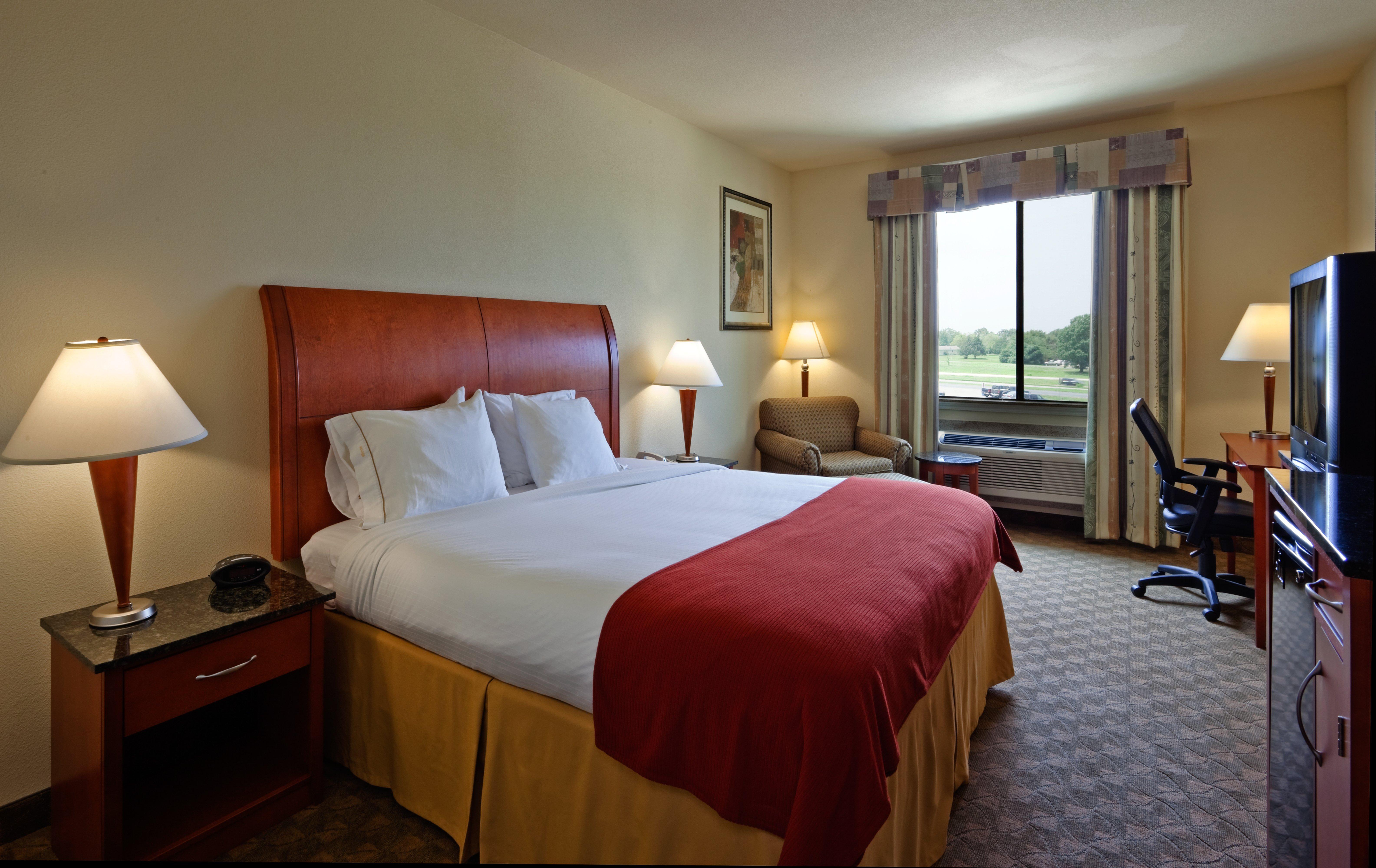 Holiday Inn Express Hotel And Suites Fairfield-North By Ihg Zewnętrze zdjęcie