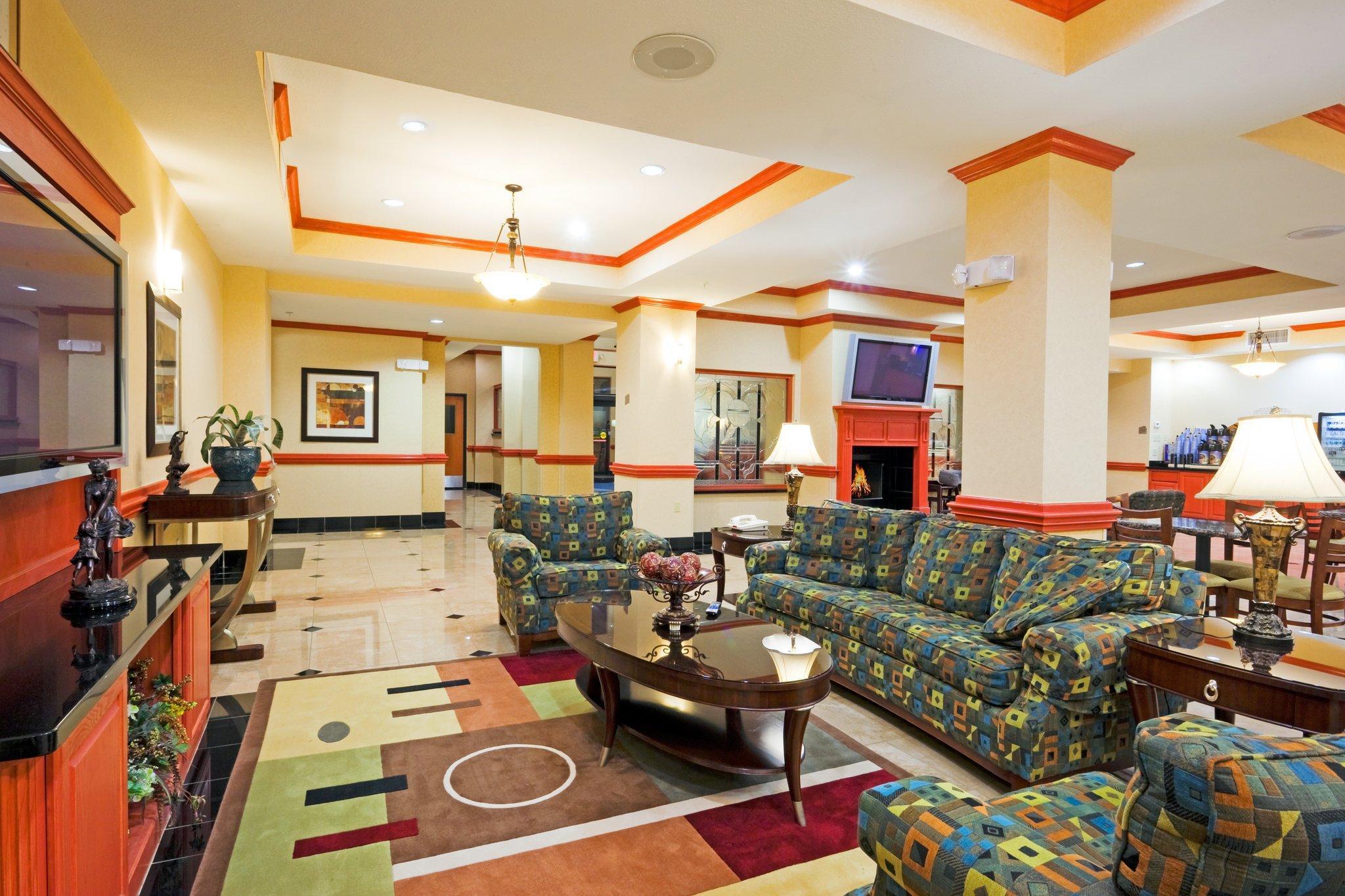 Holiday Inn Express Hotel And Suites Fairfield-North By Ihg Zewnętrze zdjęcie