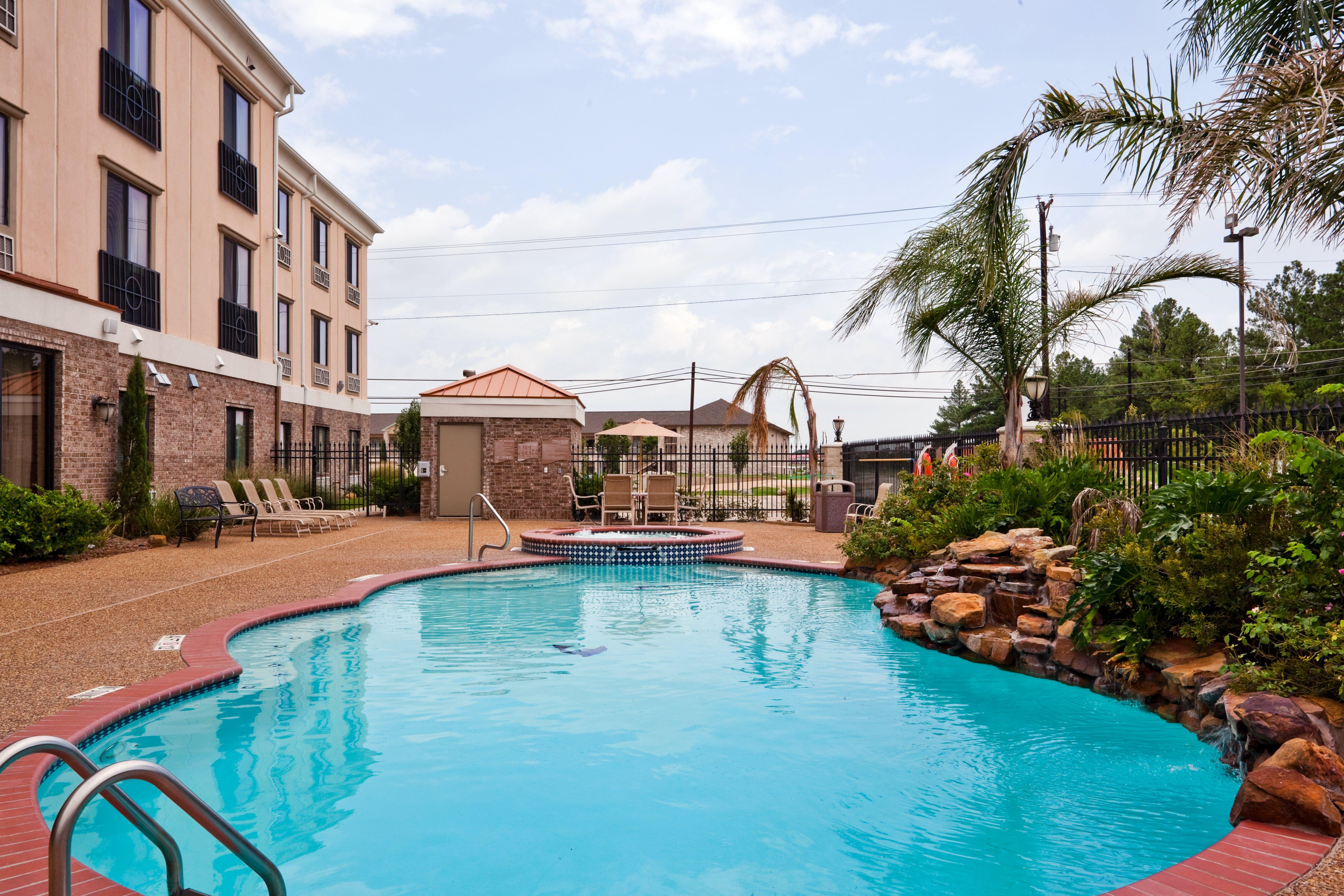 Holiday Inn Express Hotel And Suites Fairfield-North By Ihg Zewnętrze zdjęcie