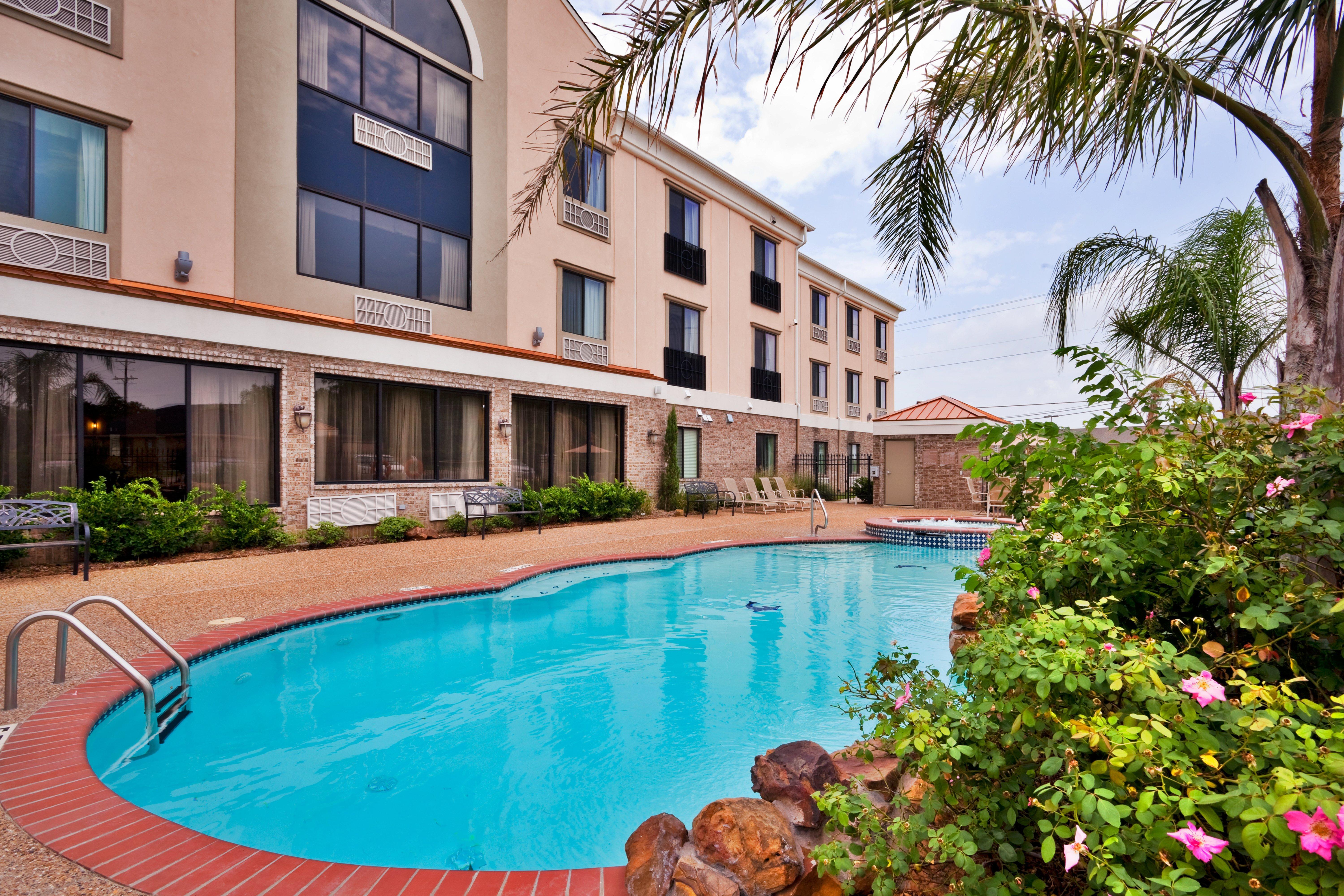Holiday Inn Express Hotel And Suites Fairfield-North By Ihg Zewnętrze zdjęcie